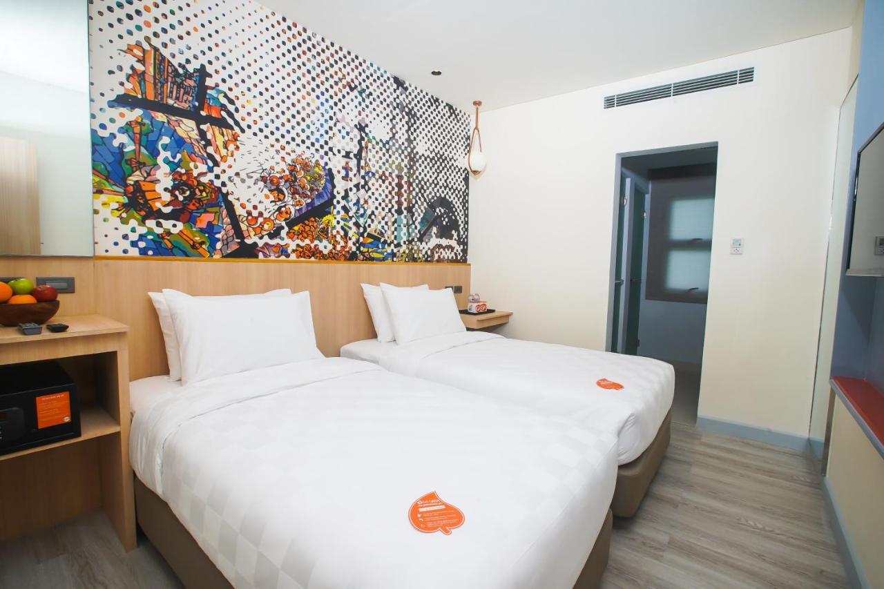 Go Hotels Plus Naga Eksteriør billede